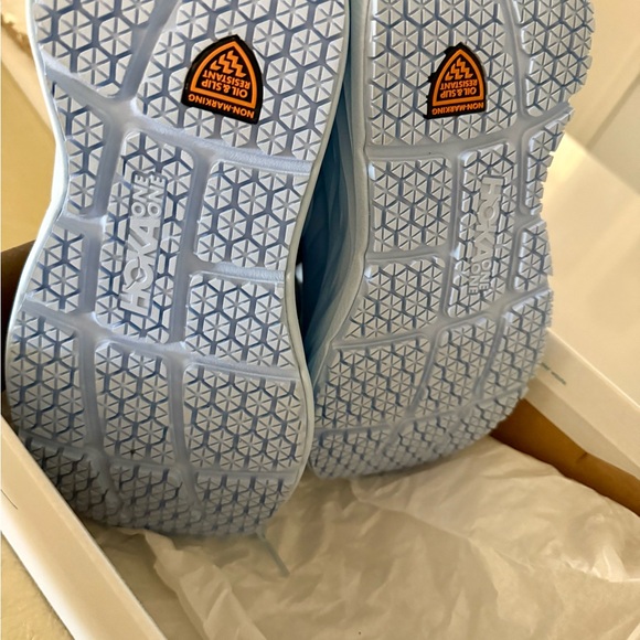 Hoka Blue Athletic Shoes Streamlined Design - Picture 7 of 11